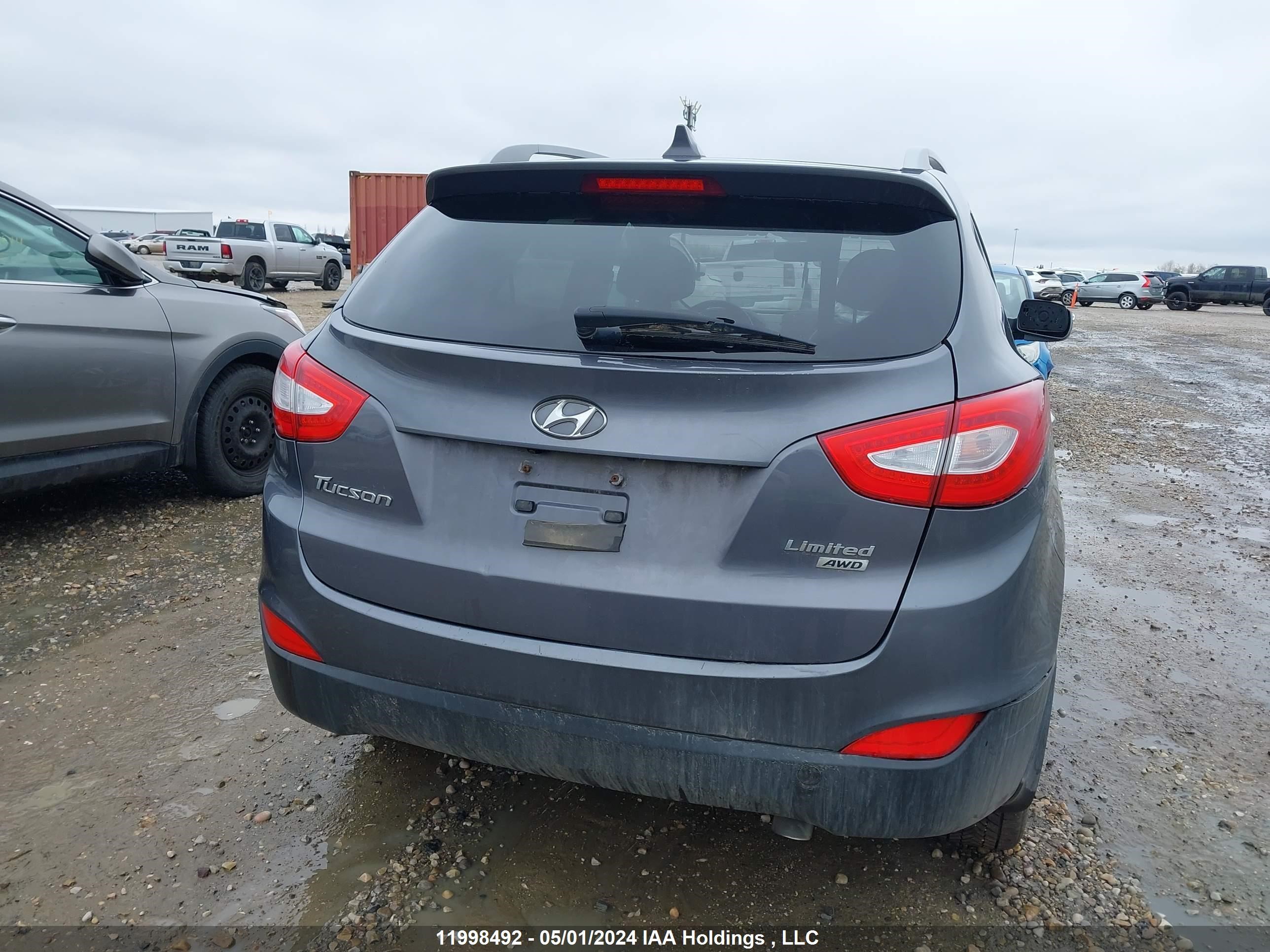 Photo 15 VIN: KM8JUCAG6EU885564 - HYUNDAI TUCSON 