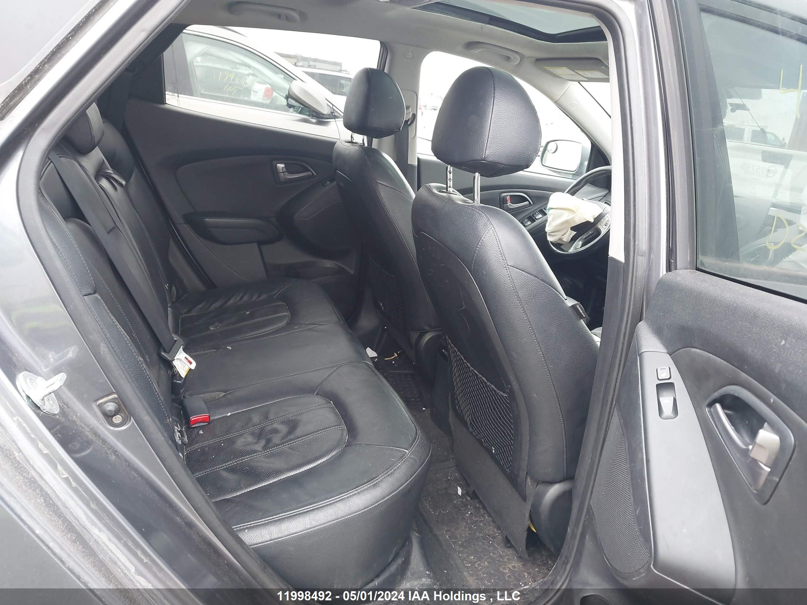 Photo 7 VIN: KM8JUCAG6EU885564 - HYUNDAI TUCSON 