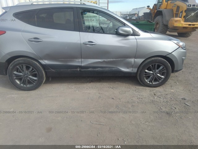 Photo 5 VIN: KM8JUCAG8FU058571 - HYUNDAI TUCSON 