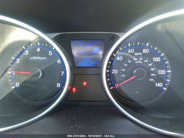 Photo 6 VIN: KM8JUCAG8FU117781 - HYUNDAI TUCSON 