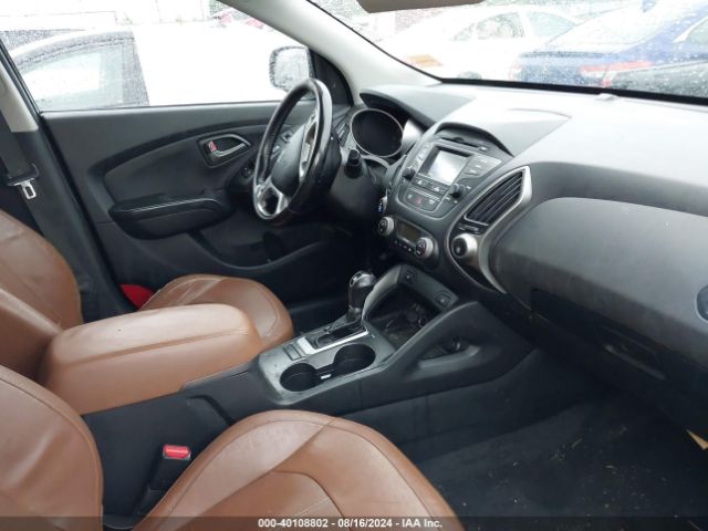 Photo 4 VIN: KM8JUCAG8FU978720 - HYUNDAI TUCSON 