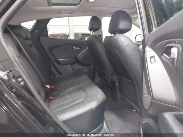 Photo 7 VIN: KM8JUCAG9FU016832 - HYUNDAI TUCSON 