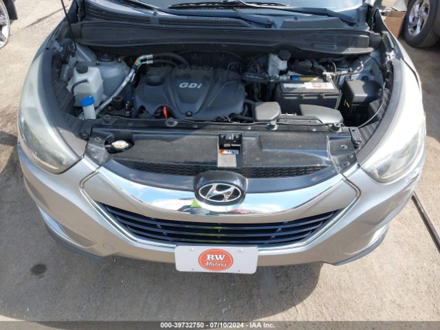 Photo 9 VIN: KM8JUCAG9FU058739 - HYUNDAI TUCSON 