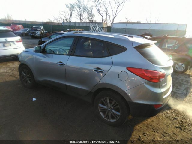 Photo 2 VIN: KM8JUCAG9FU979536 - HYUNDAI TUCSON 