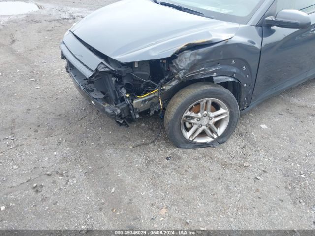 Photo 5 VIN: KM8K12AA0JU177601 - HYUNDAI KONA 