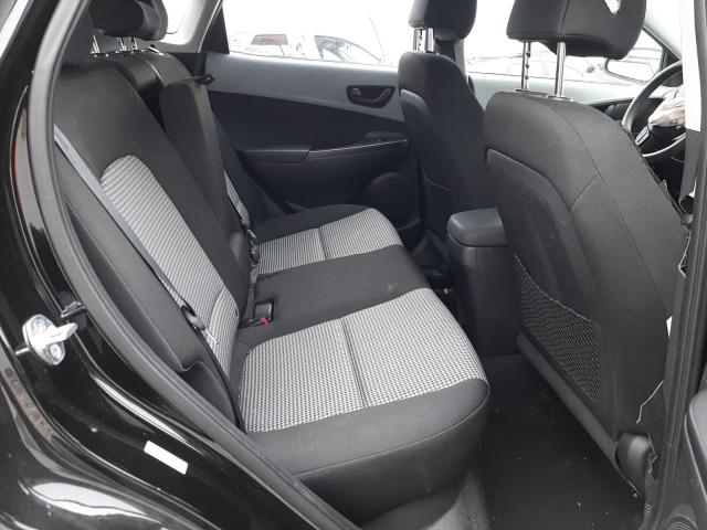 Photo 9 VIN: KM8K12AA1JU159799 - HYUNDAI KONA SE 