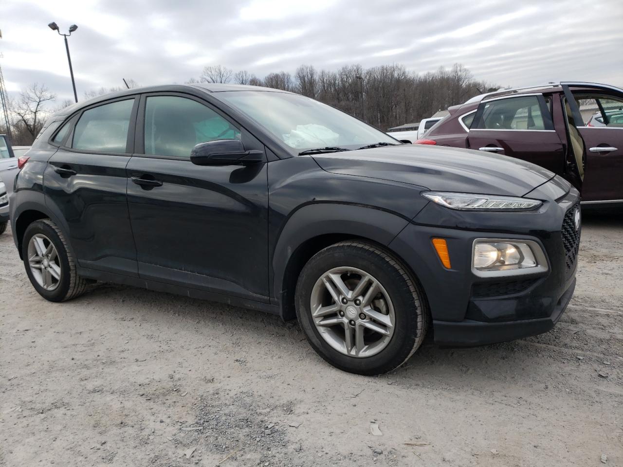 Photo 3 VIN: KM8K12AA1LU458213 - HYUNDAI KONA 