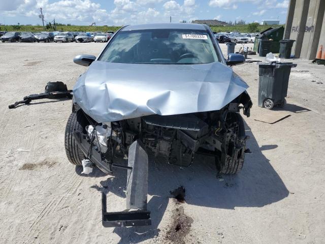 Photo 4 VIN: KM8K12AA1MU655366 - HYUNDAI KONA SE 