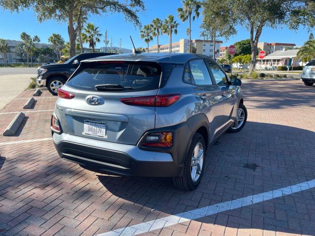 Photo 2 VIN: KM8K12AA1MU666657 - HYUNDAI KONA SE 