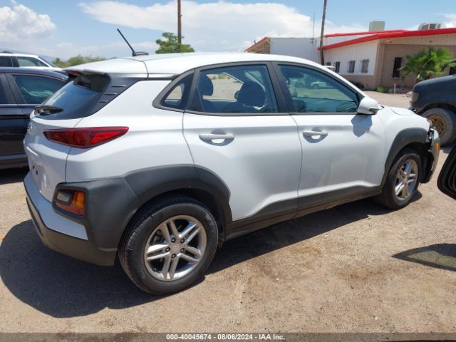 Photo 3 VIN: KM8K12AA2KU202077 - HYUNDAI KONA 