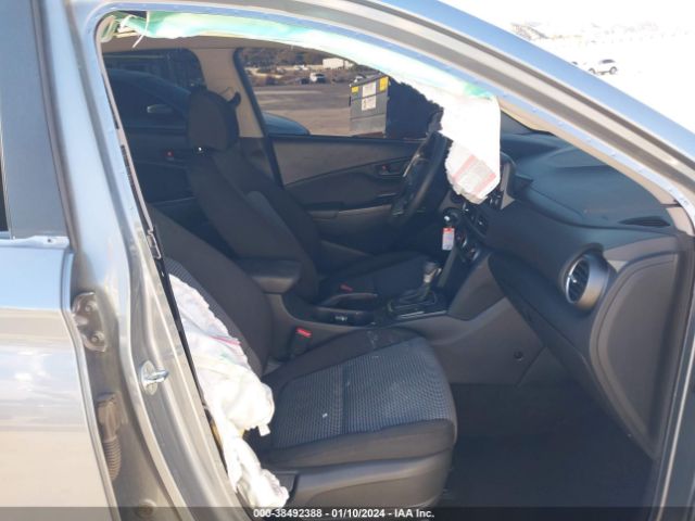 Photo 4 VIN: KM8K12AA2KU379180 - HYUNDAI KONA 