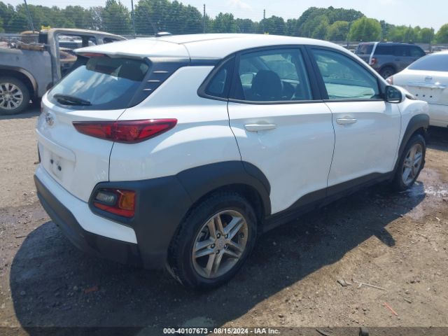 Photo 3 VIN: KM8K12AA2MU724596 - HYUNDAI KONA 