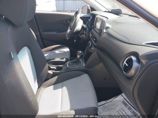 Photo 4 VIN: KM8K12AA2MU750227 - HYUNDAI KONA 