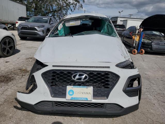 Photo 4 VIN: KM8K12AA3KU309235 - HYUNDAI KONA SE 