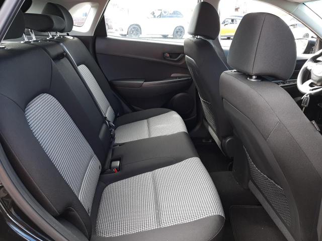 Photo 5 VIN: KM8K12AA3KU310305 - HYUNDAI KONA SE 