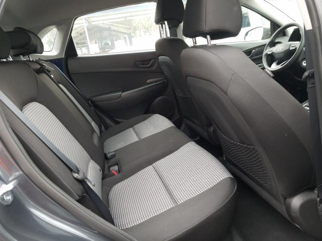 Photo 5 VIN: KM8K12AA3KU329629 - HYUNDAI KONA SE 