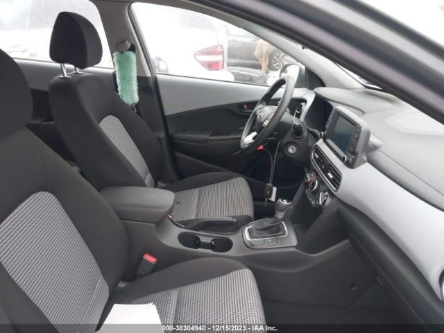 Photo 4 VIN: KM8K12AA3LU583519 - HYUNDAI KONA 