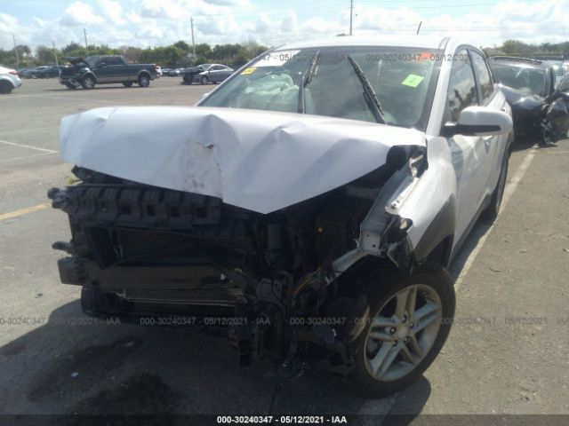 Photo 5 VIN: KM8K12AA4KU256450 - HYUNDAI KONA 