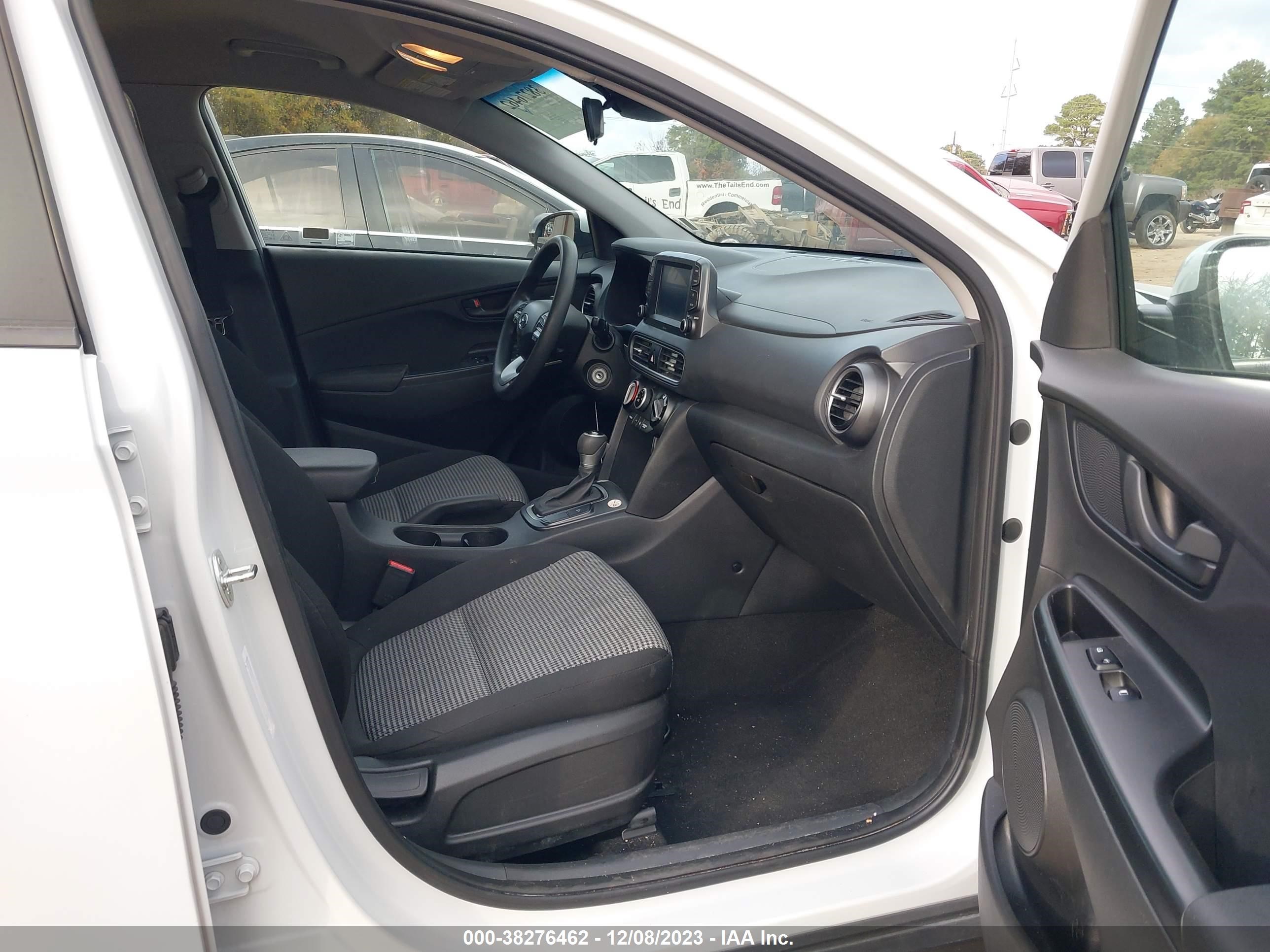 Photo 4 VIN: KM8K12AA4MU644345 - HYUNDAI KONA 