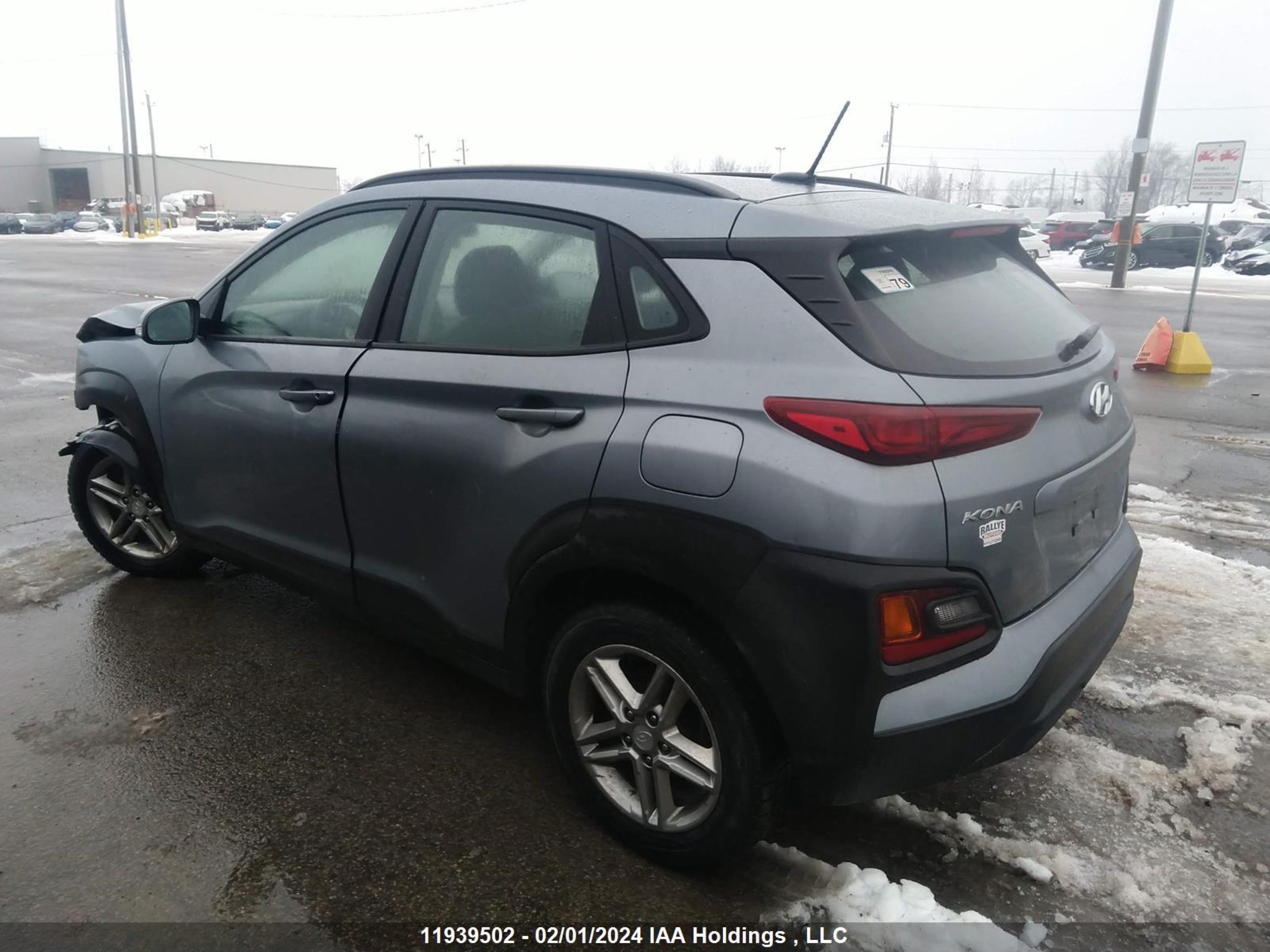 Photo 2 VIN: KM8K12AA6KU214832 - HYUNDAI KONA 