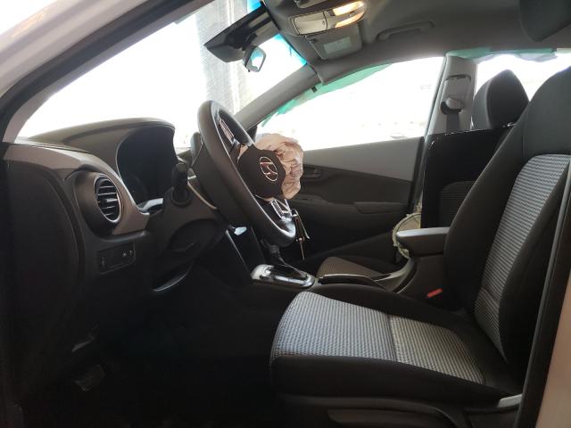 Photo 4 VIN: KM8K12AA6MU607653 - HYUNDAI KONA SE 