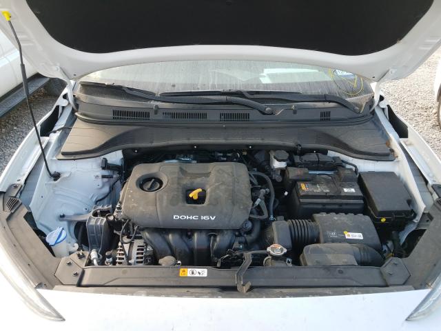 Photo 6 VIN: KM8K12AA7KU203239 - HYUNDAI KONA SE 