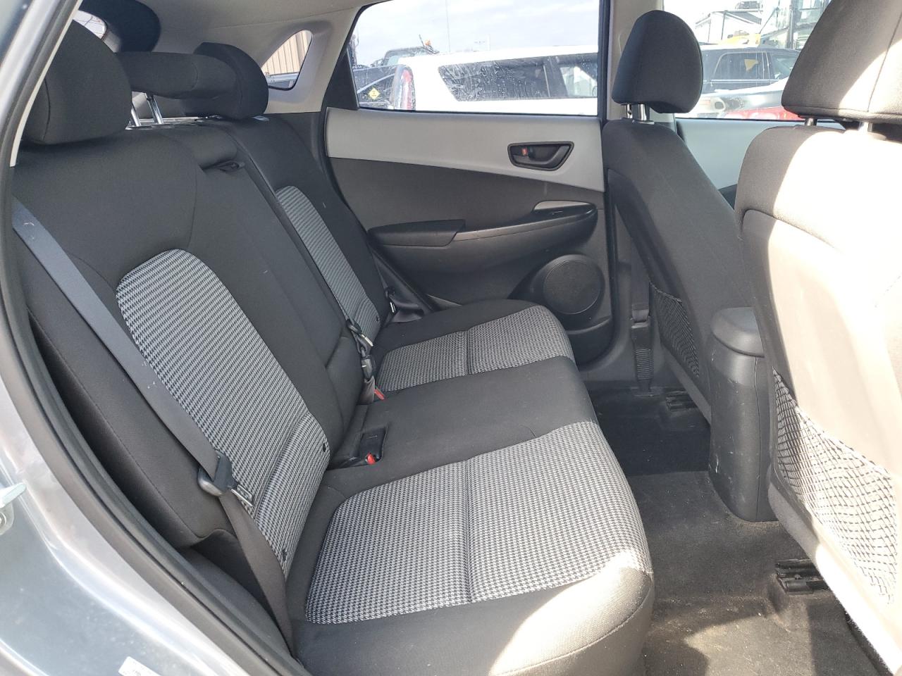 Photo 9 VIN: KM8K12AA7KU239707 - HYUNDAI KONA 