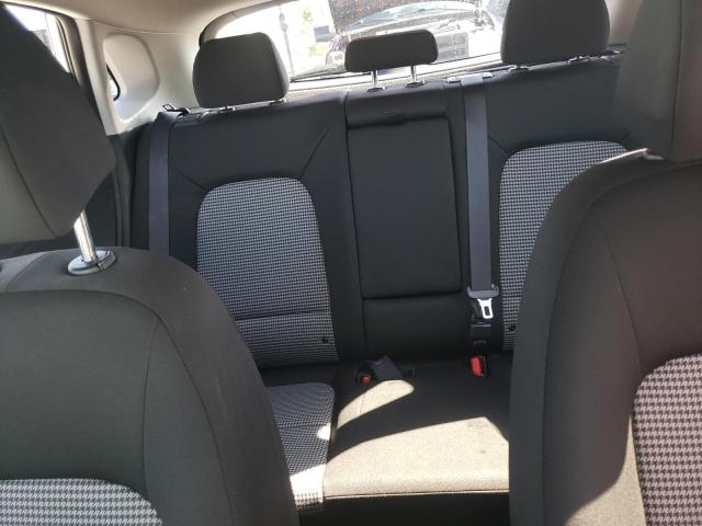 Photo 9 VIN: KM8K12AA7MU644341 - HYUNDAI KONA SE 