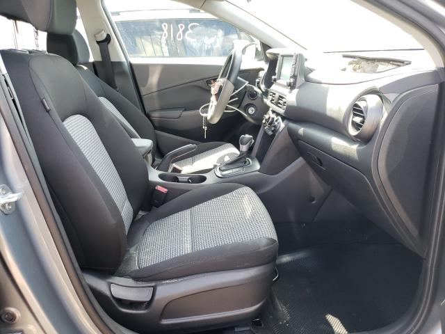 Photo 4 VIN: KM8K12AA7MU655310 - HYUNDAI KONA SE 