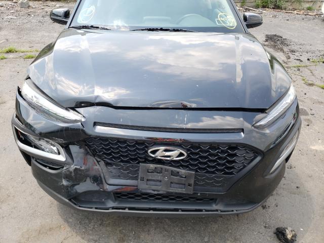 Photo 6 VIN: KM8K12AA8JU177023 - HYUNDAI KONA SE 