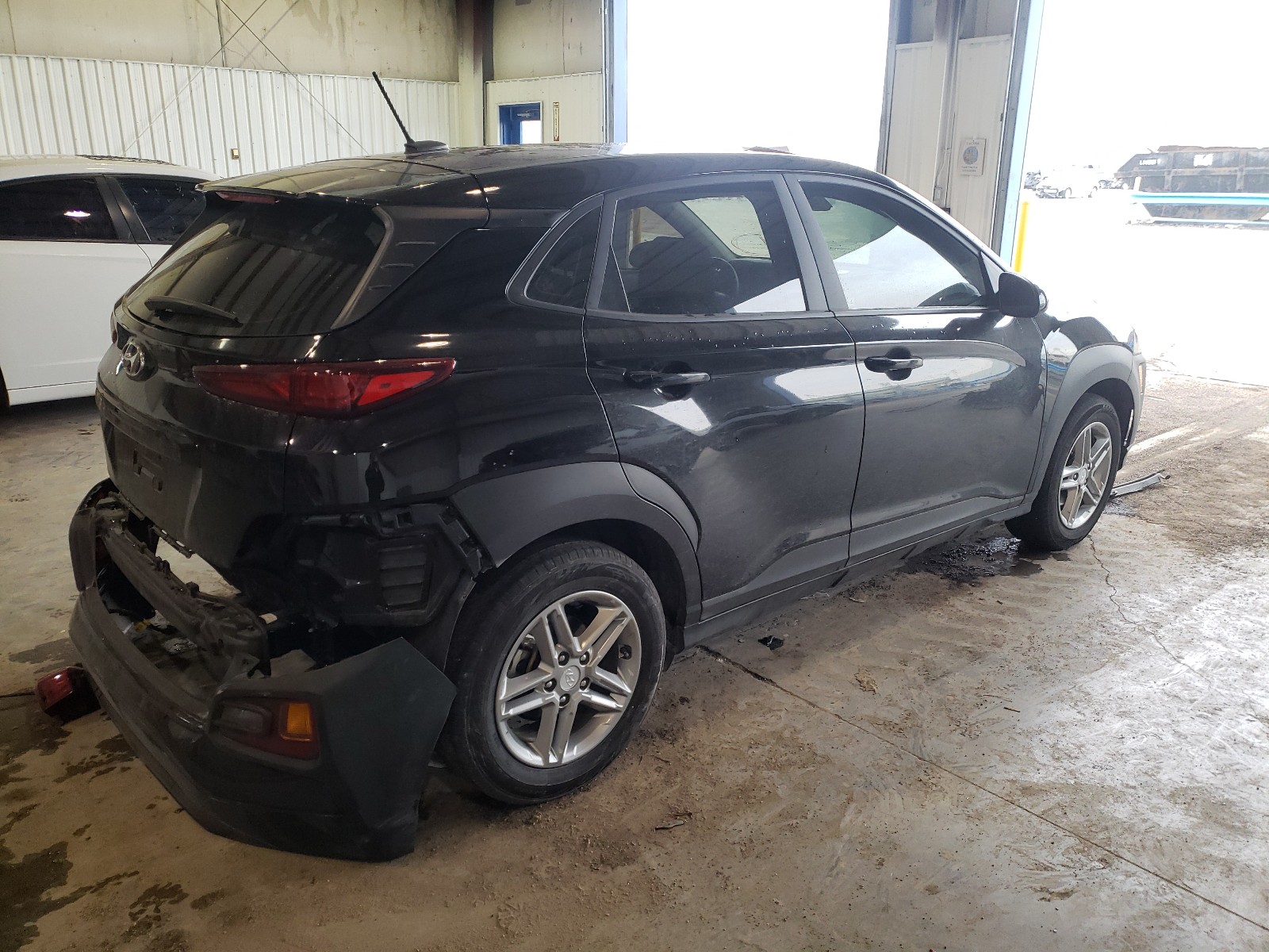 Photo 3 VIN: KM8K12AA8LU423491 - HYUNDAI KONA SE 