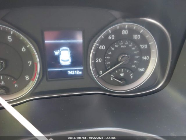 Photo 6 VIN: KM8K12AA8LU444647 - HYUNDAI KONA 