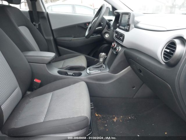 Photo 4 VIN: KM8K12AA8LU446303 - HYUNDAI KONA 