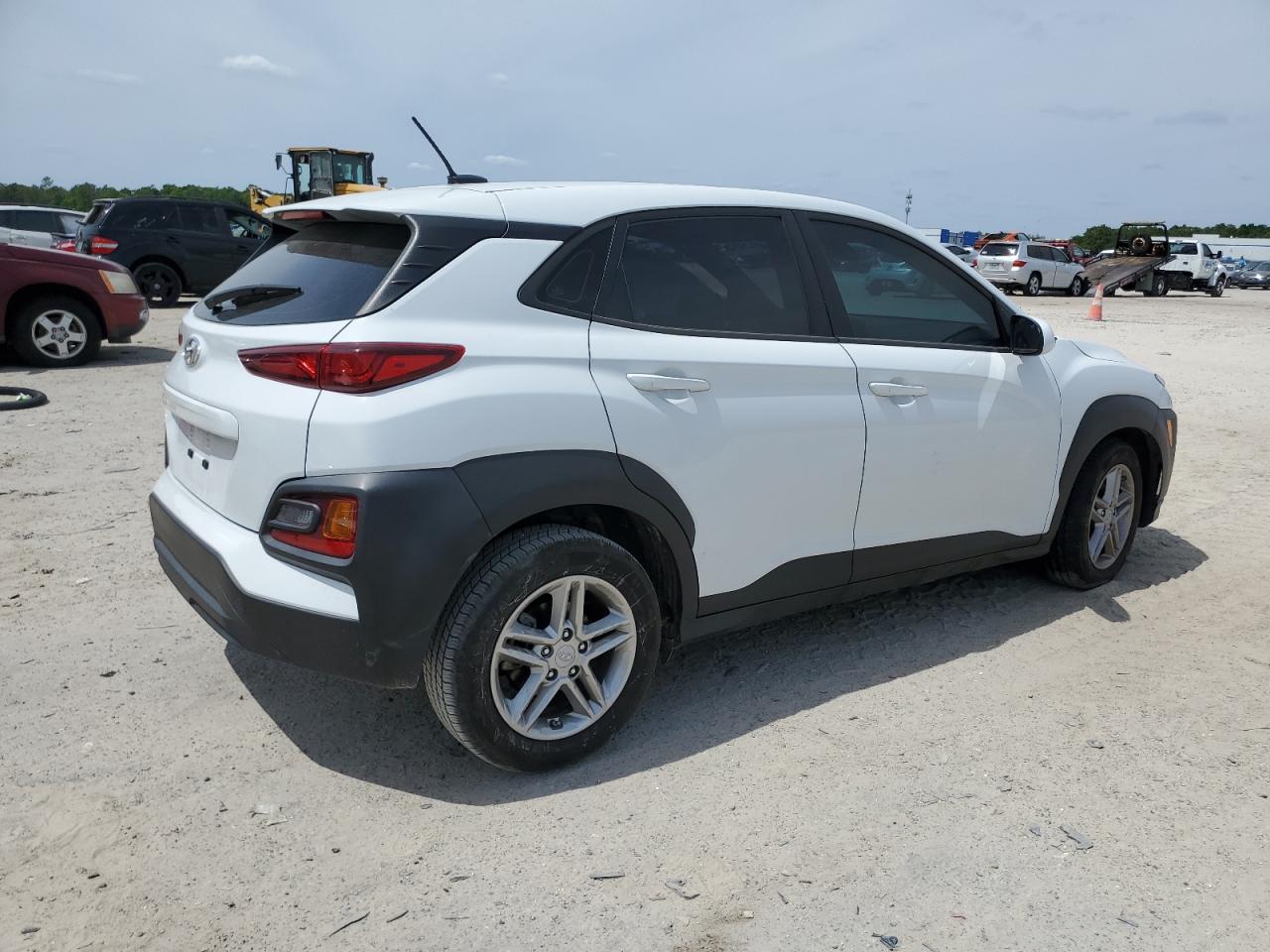 Photo 2 VIN: KM8K12AA8MU659334 - HYUNDAI KONA 