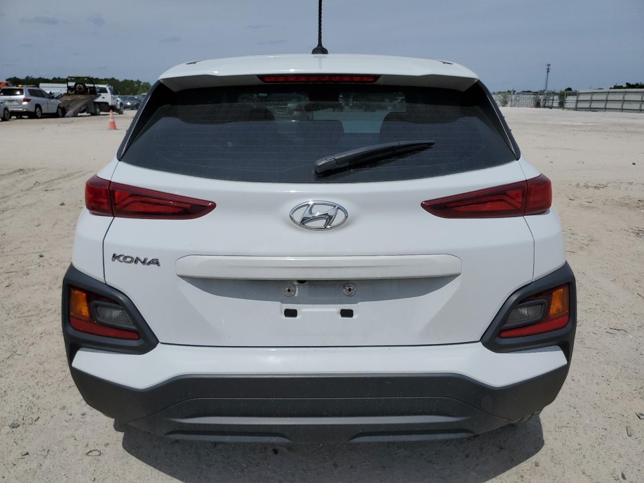 Photo 5 VIN: KM8K12AA8MU659334 - HYUNDAI KONA 