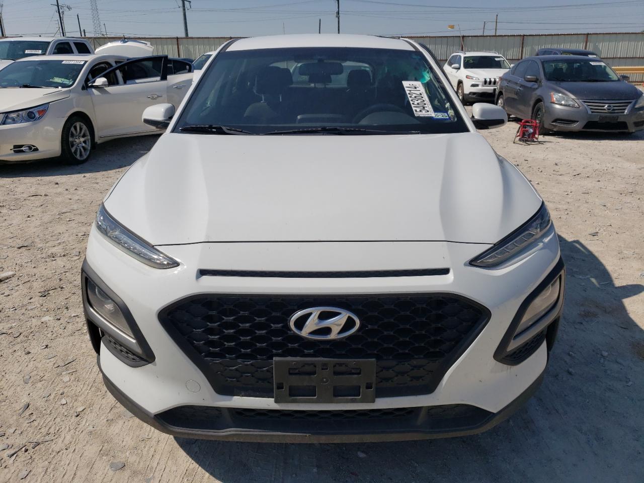 Photo 4 VIN: KM8K12AA9JU104629 - HYUNDAI KONA 