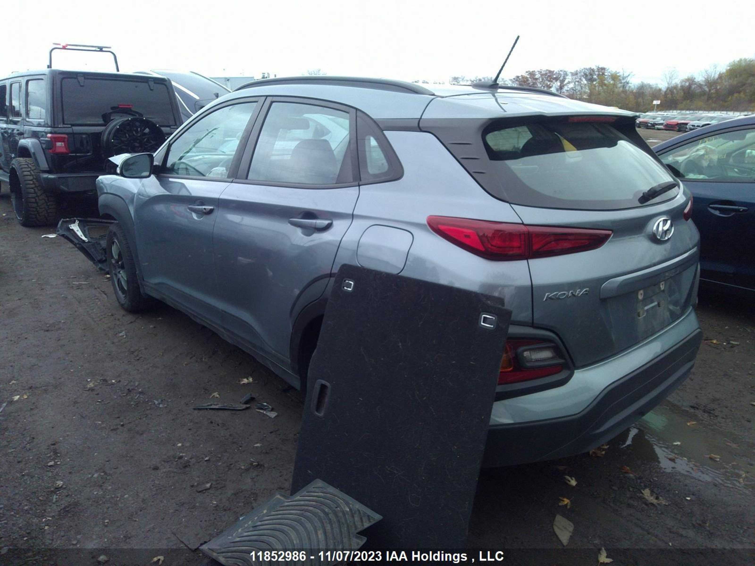 Photo 2 VIN: KM8K12AA9KU310972 - HYUNDAI KONA 