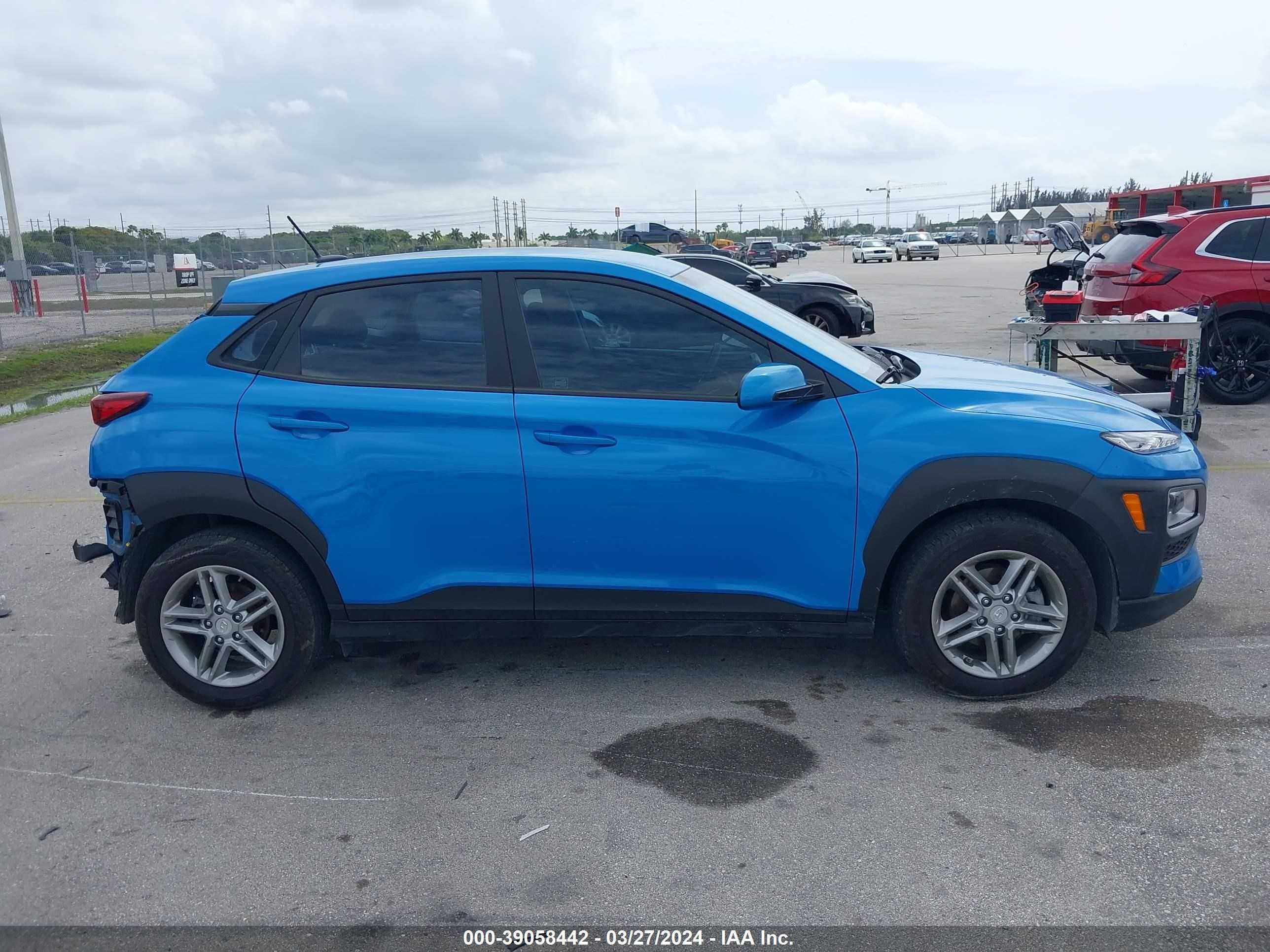 Photo 12 VIN: KM8K12AA9LU424584 - HYUNDAI KONA 