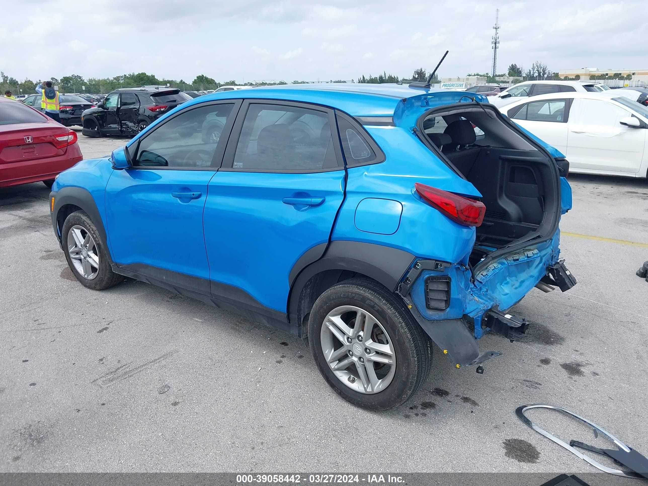 Photo 2 VIN: KM8K12AA9LU424584 - HYUNDAI KONA 