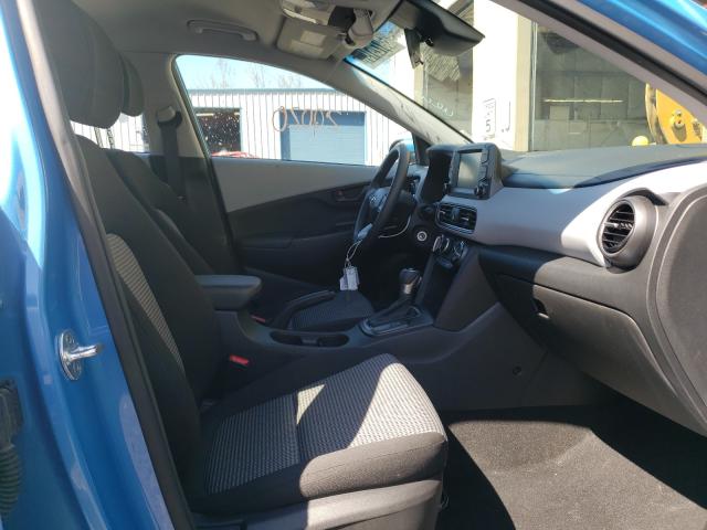 Photo 4 VIN: KM8K12AA9LU450070 - HYUNDAI KONA SE 