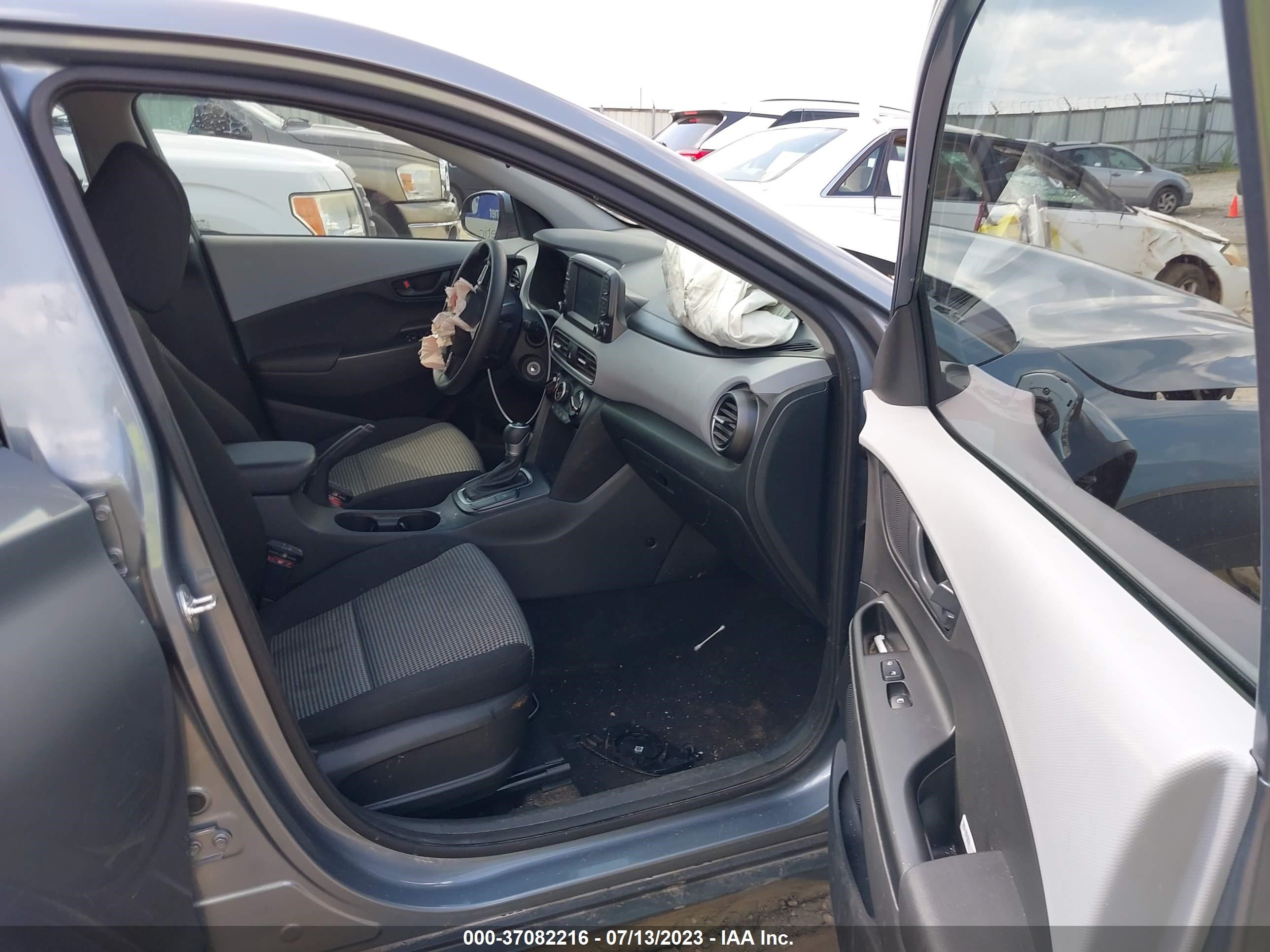 Photo 4 VIN: KM8K12AA9LU589857 - HYUNDAI KONA 