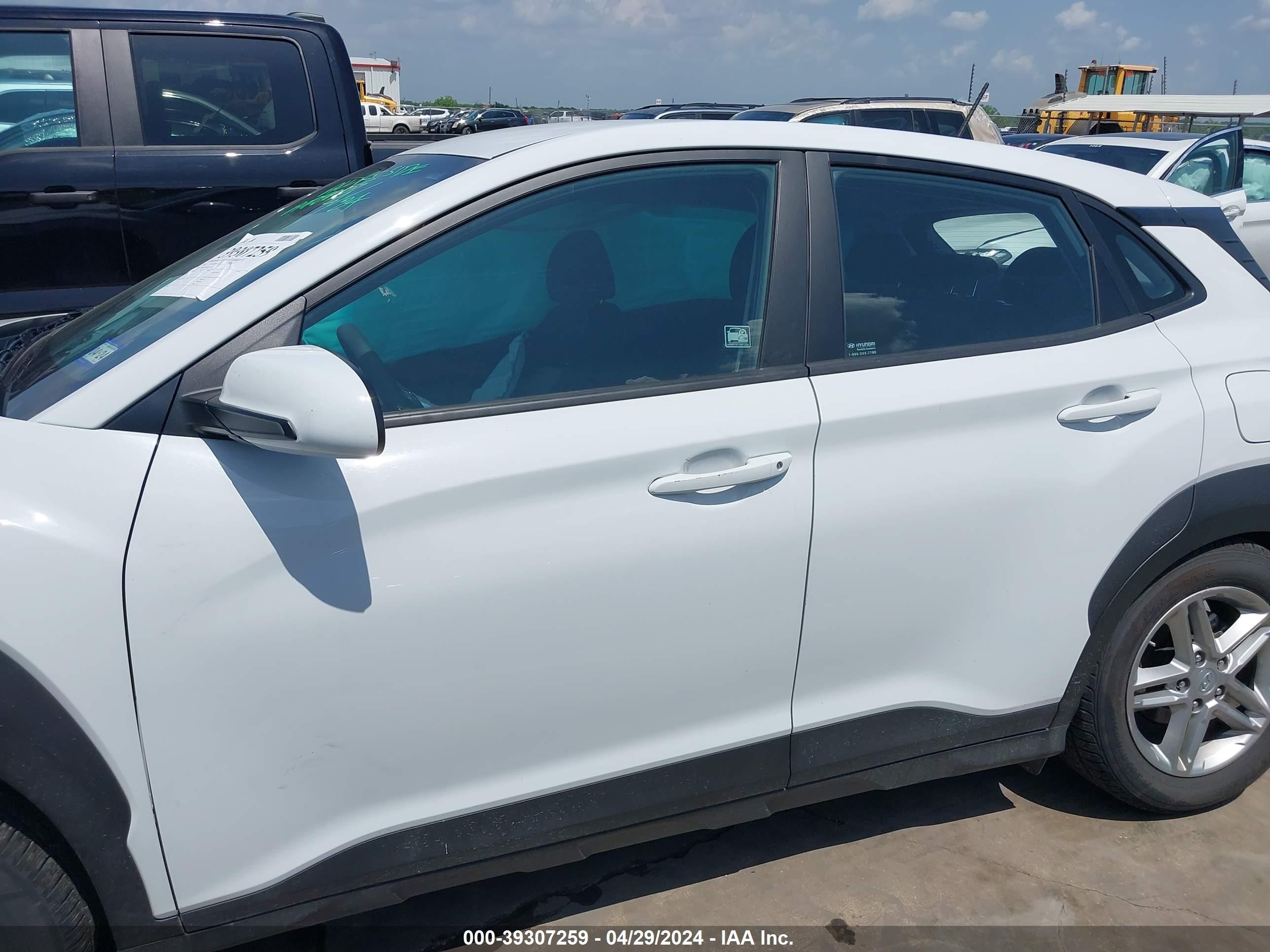 Photo 13 VIN: KM8K12AA9MU644373 - HYUNDAI KONA 