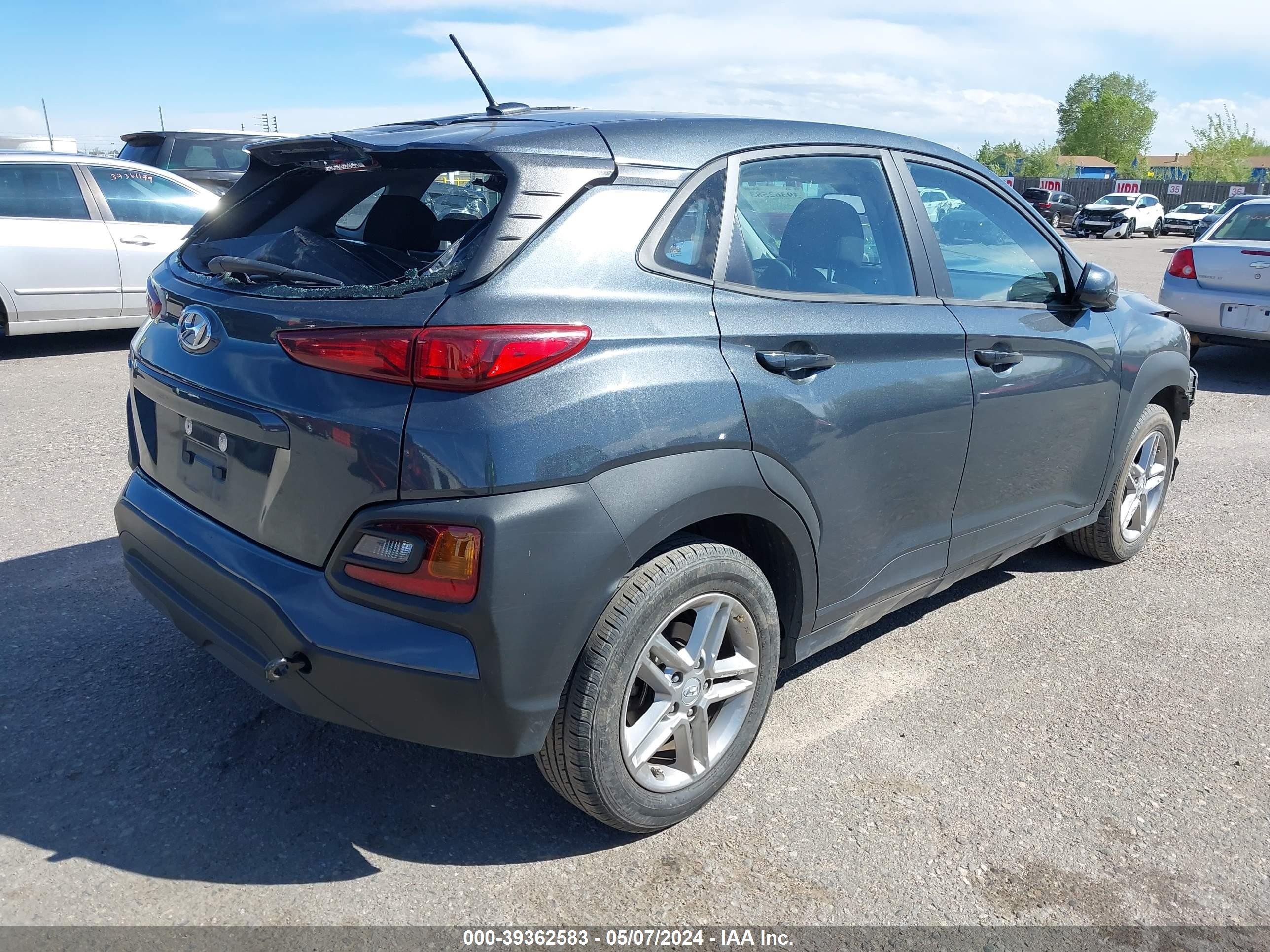 Photo 3 VIN: KM8K12AA9MU663778 - HYUNDAI KONA 