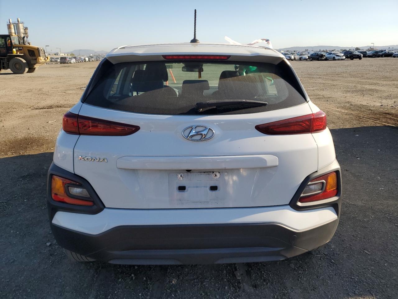 Photo 5 VIN: KM8K12AAXLU466486 - HYUNDAI KONA 