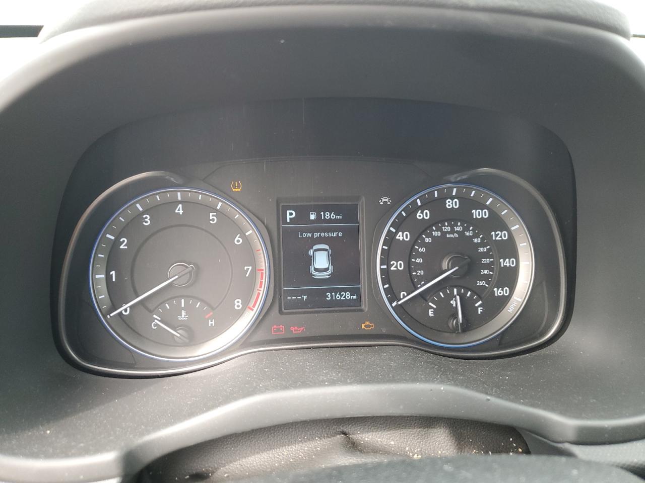 Photo 8 VIN: KM8K12AAXMU603959 - HYUNDAI KONA 