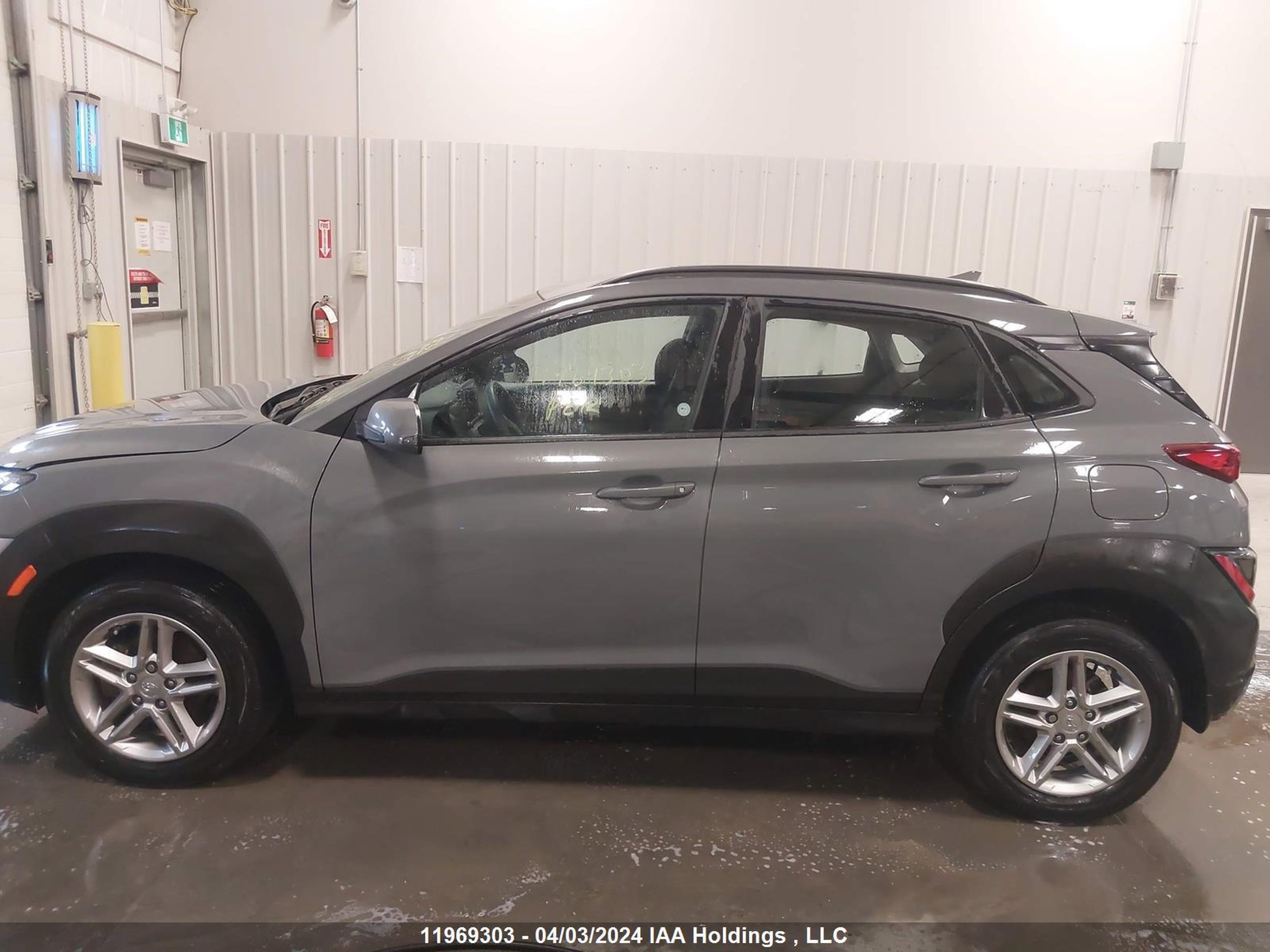 Photo 15 VIN: KM8K12AB5NU896437 - HYUNDAI KONA 