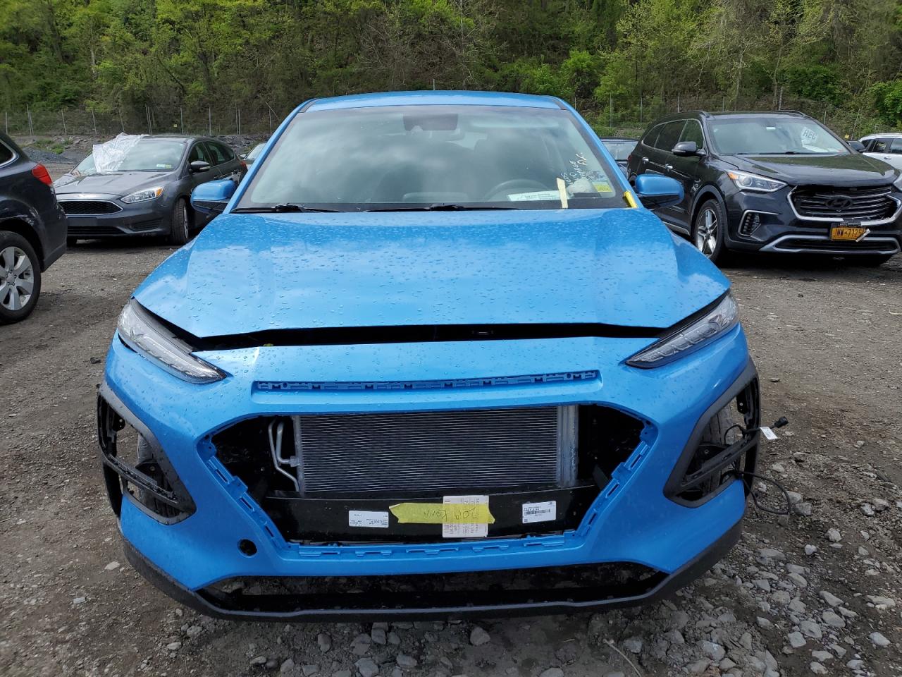 Photo 4 VIN: KM8K1CAA2KU298038 - HYUNDAI KONA SE 