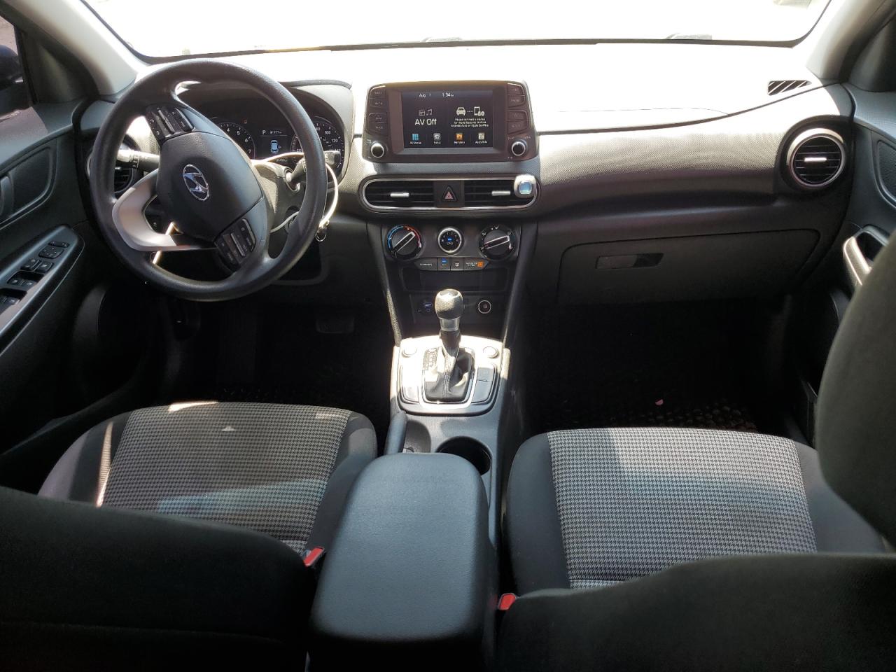 Photo 7 VIN: KM8K1CAA2KU303299 - HYUNDAI KONA 