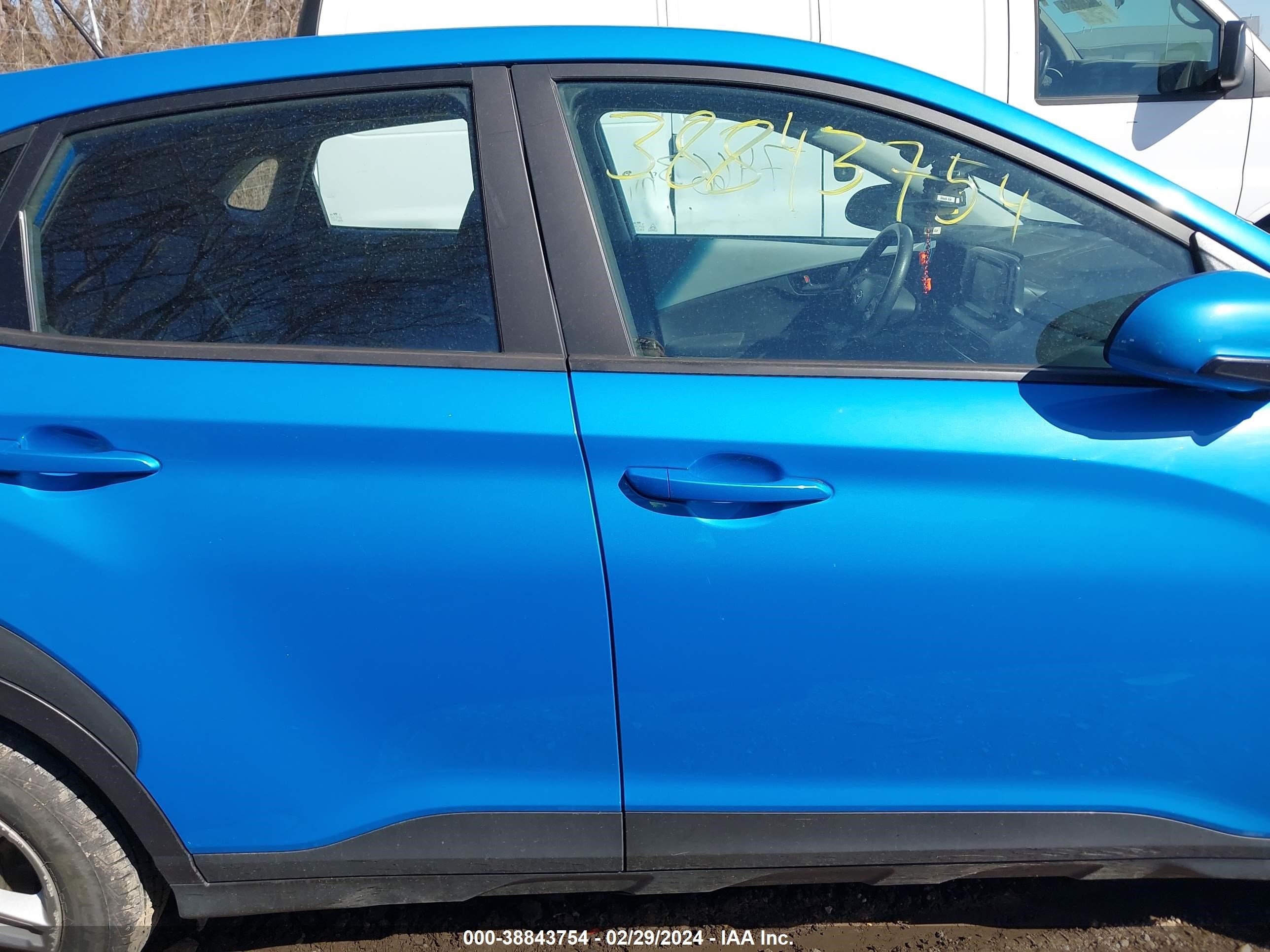 Photo 12 VIN: KM8K1CAA2LU415439 - HYUNDAI KONA 