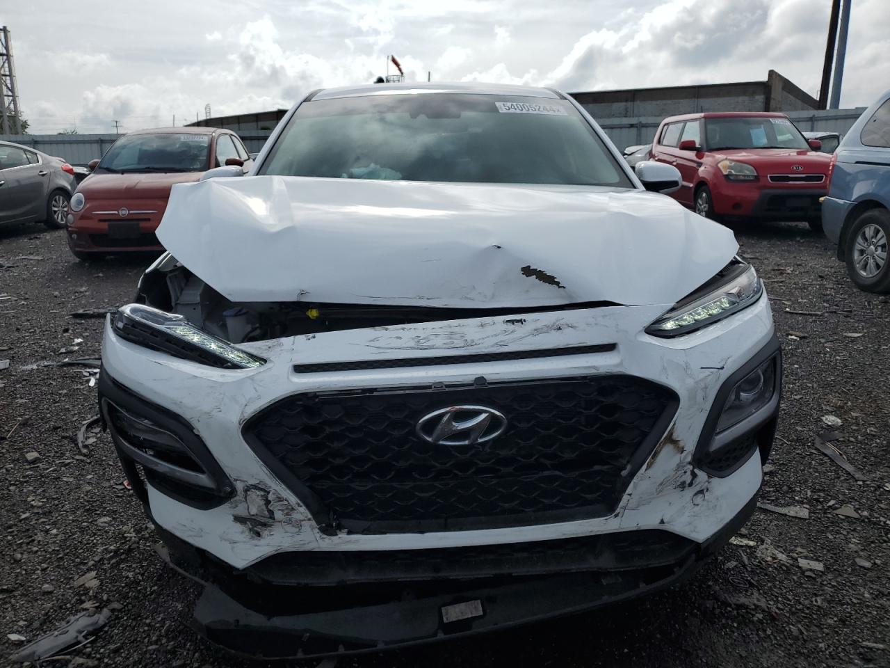 Photo 4 VIN: KM8K1CAA3MU748329 - HYUNDAI KONA 